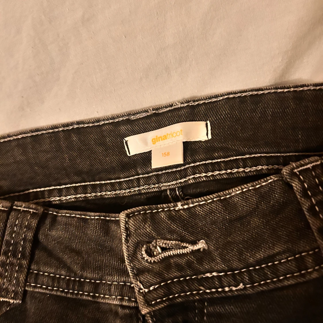 Svarta bootcut jeans Gina Tricot 158 - 1