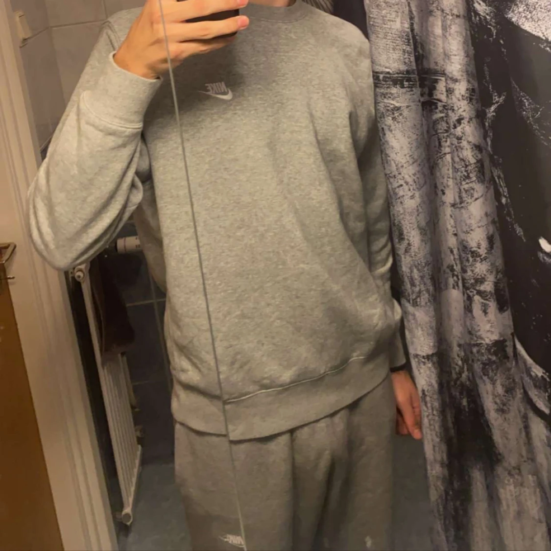 Grå sweatshirt från Nike - 1