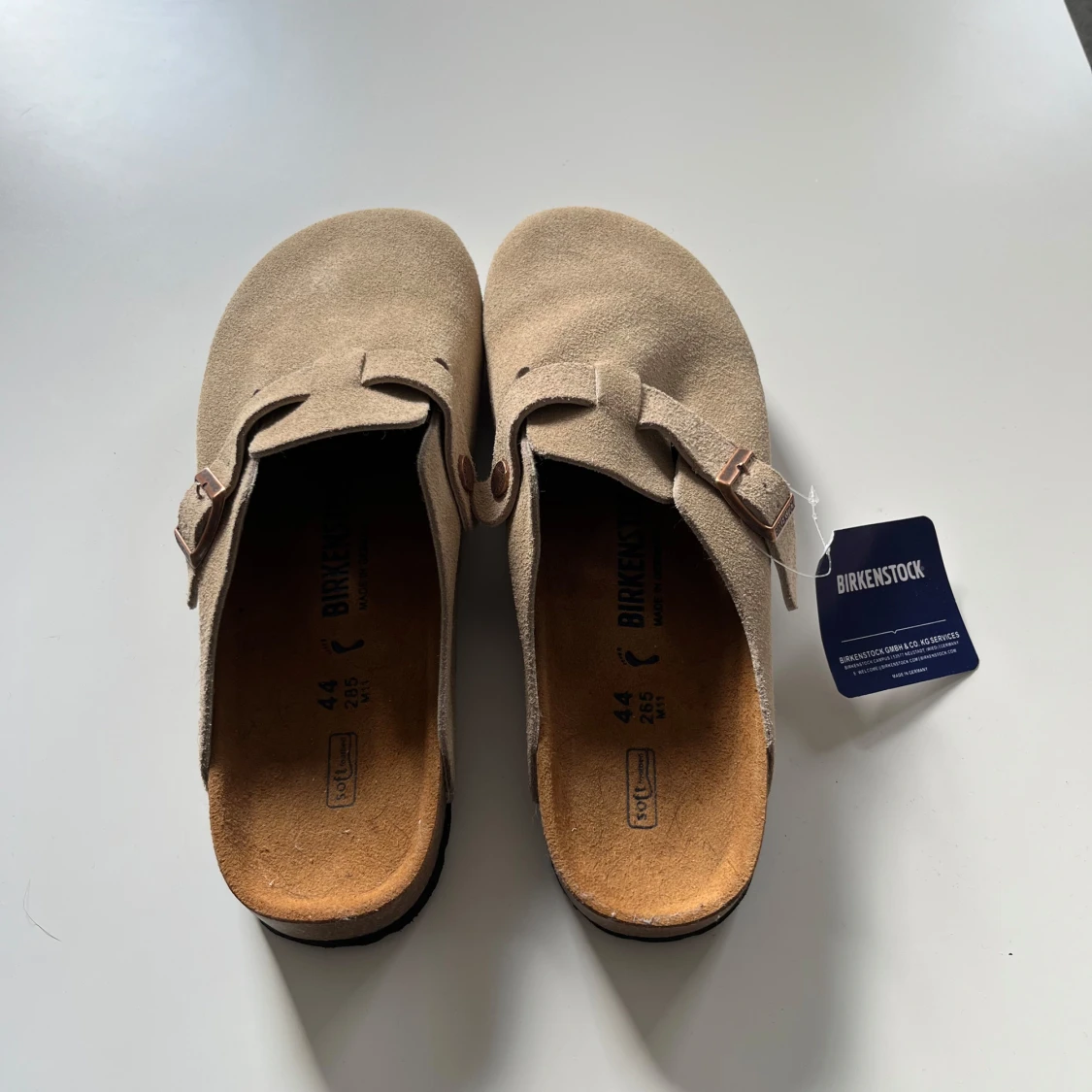 Beige mockasandaler från Birkenstock