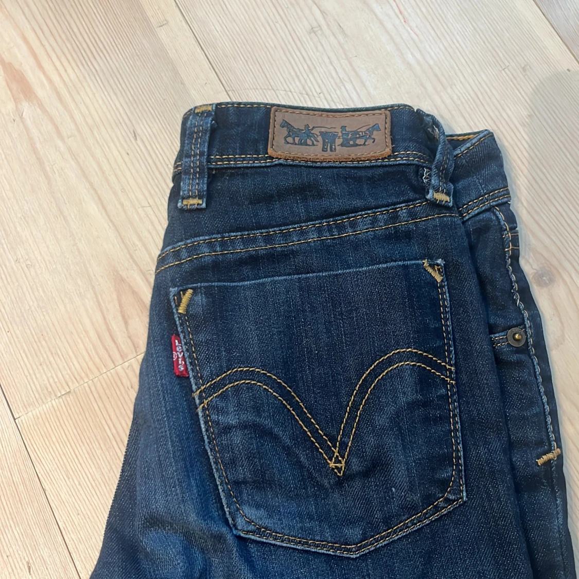 Bootcut Levis jeans - 92