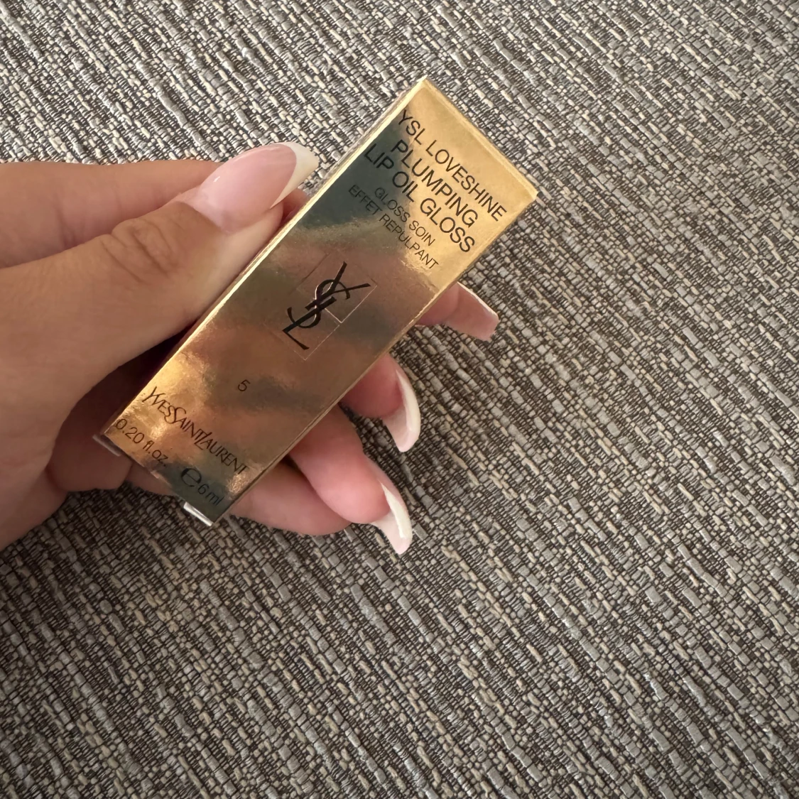 YSL Loveshine Plumping Lip Oil Gloss - 3