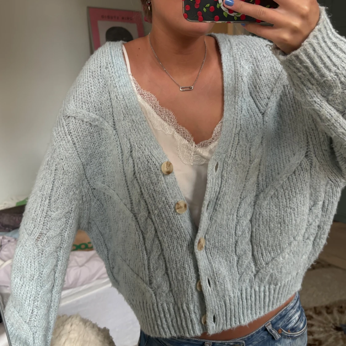 Ljusblå stickad kofta med knappar - 1