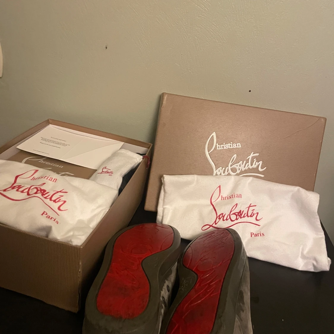 Grå sneakers från Christian Louboutin - 1