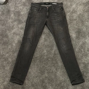 Replay anbass  - Replay anbass i nyskick. Storlek 30/32