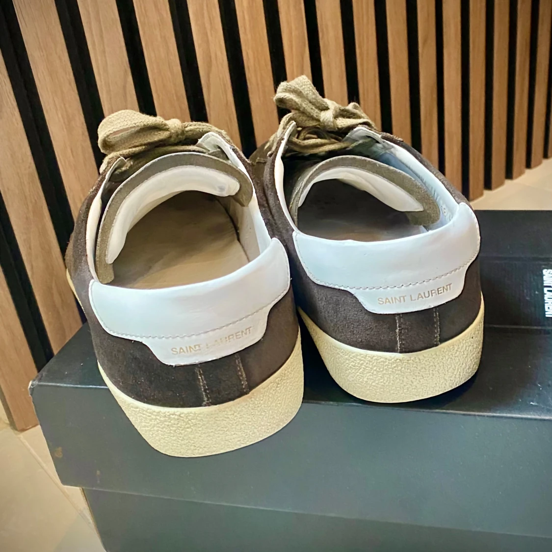 Bruna Saint Laurent sneakers i mocka - 3