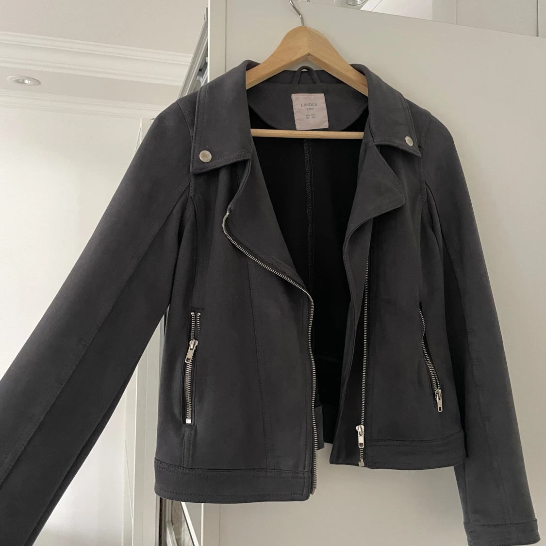 Svart mockajacka från Lindex - 1