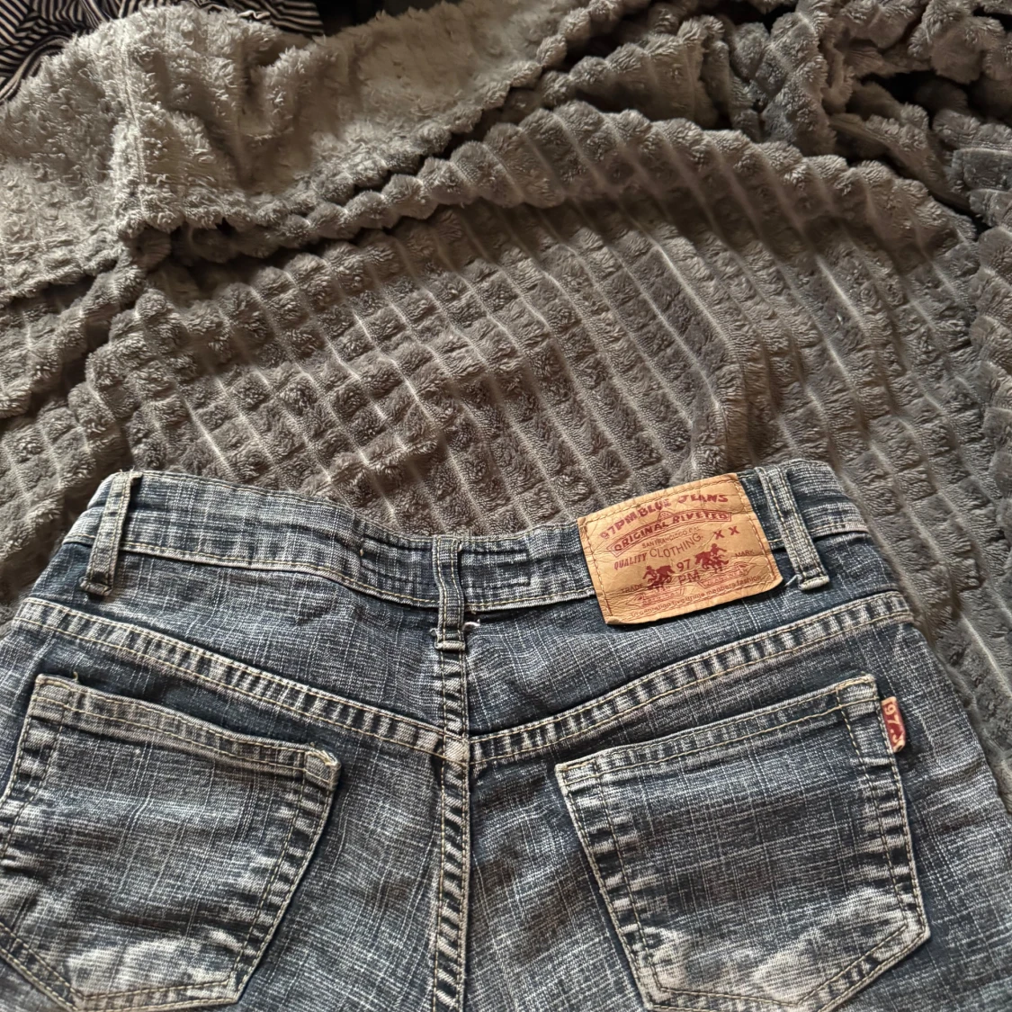 Blå jeansshorts från 97 Jeans