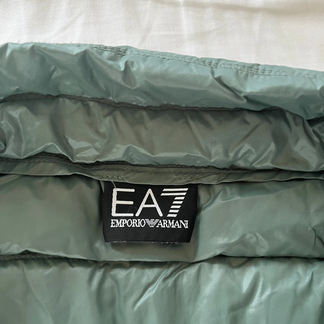 Grön dunväst från Emporio Armani EA7 - 1