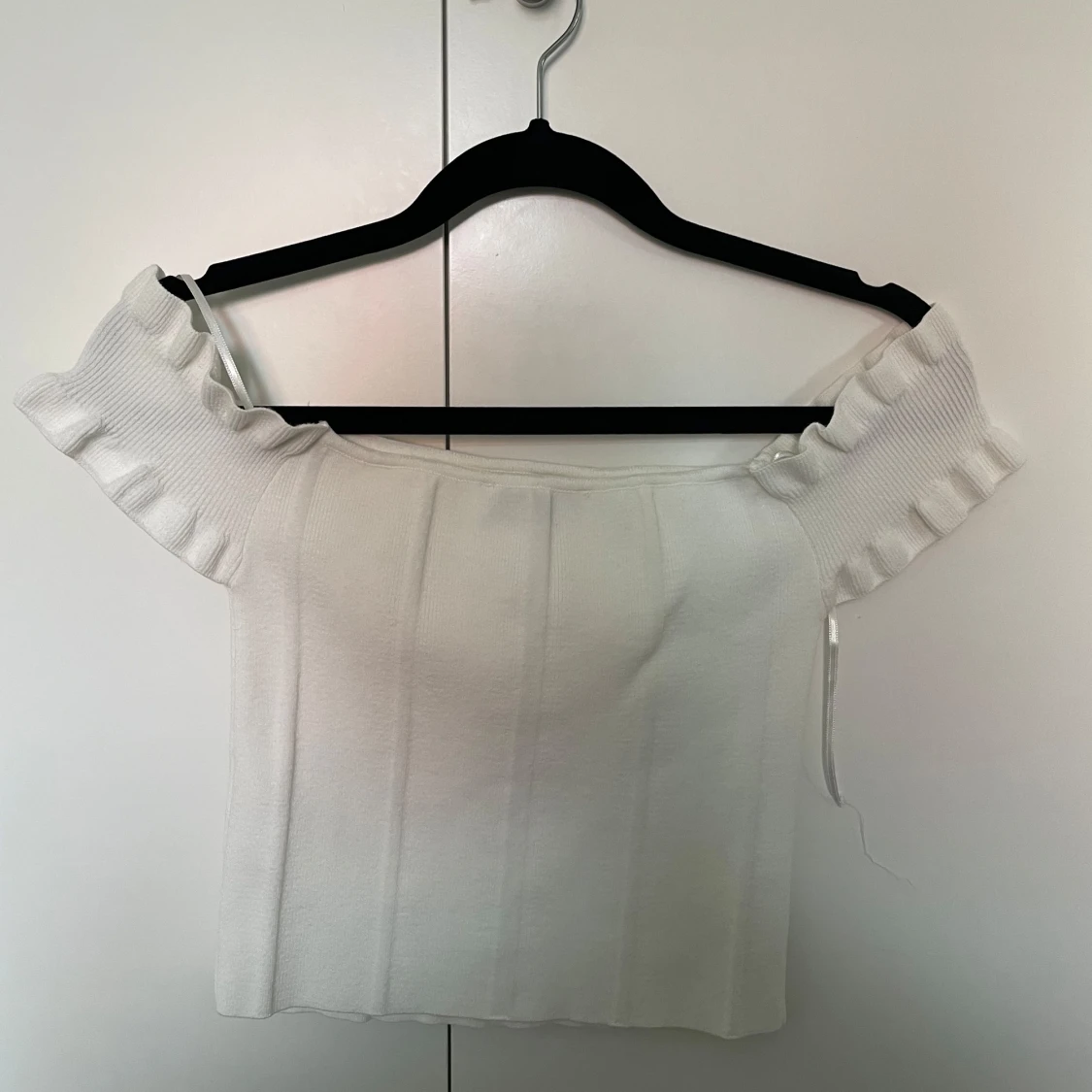 Vit off shoulder tröja - 1