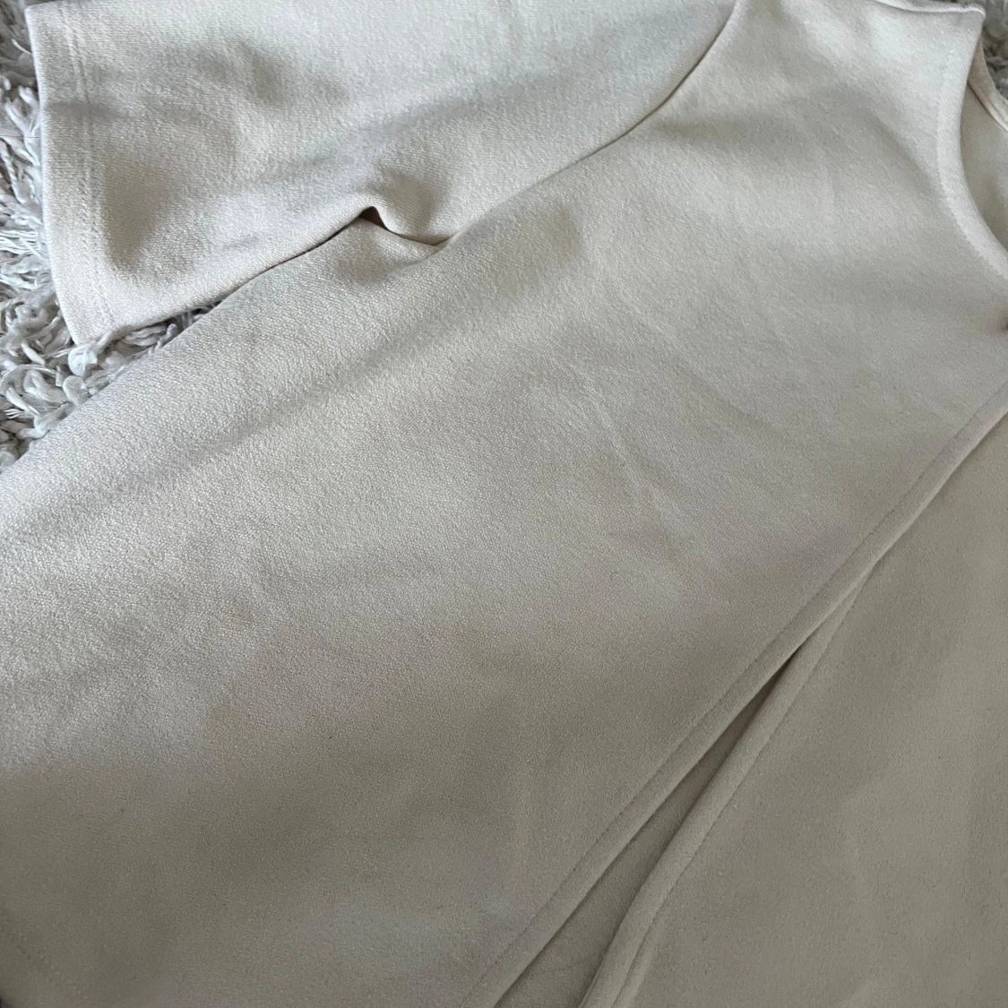 Beige cardigan bolero kofta från Gina Tricot - 2