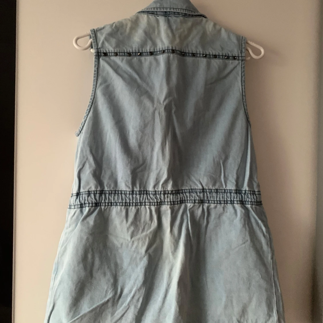 Ljusblå jeansväst med fickor från H&M - 3