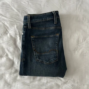 Jack & Jones jeans - Stilrena jeans från jack & jones i modellen slim/straight Tim | strl 30/32 | Använda fåtal gånger 