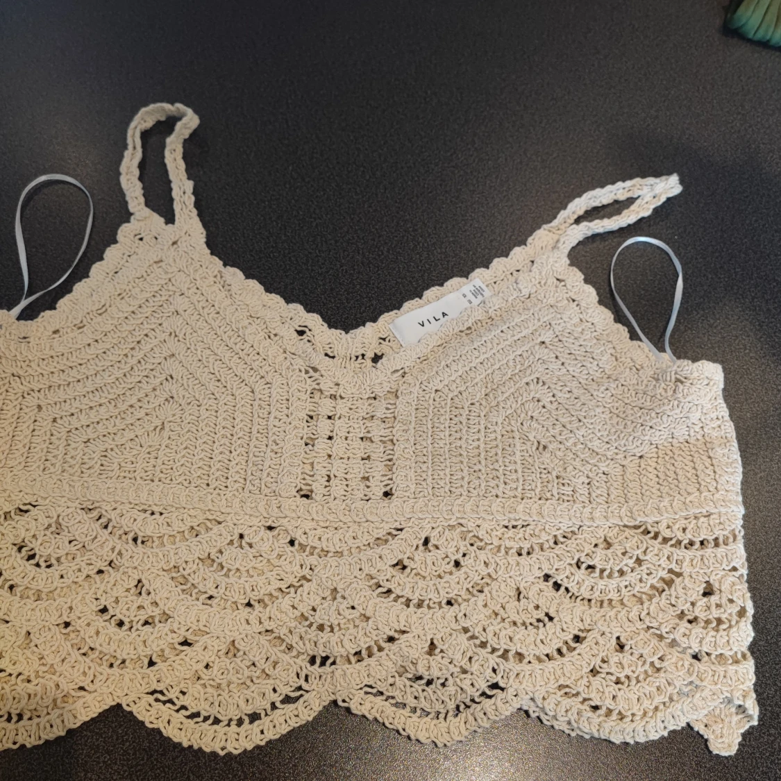 Beige virkad topp från Vila storlek xs