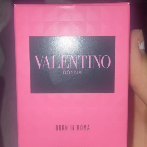 Valentino Donna Born In Roma parfym - Helt ny valentino parfym 30ml. 