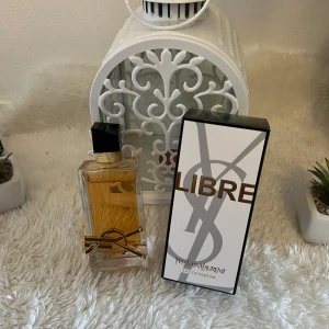 Ysl Libre edp parfym - Säljer en lyxig parfym. 100ml