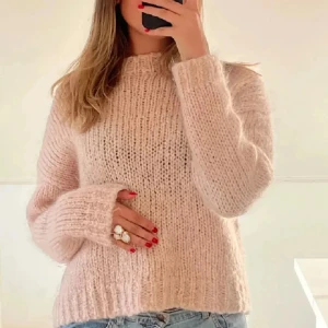 Rosa mohair tröja  - Eftertraktad rosa mohair tröja från HM, första bilden är lånad!