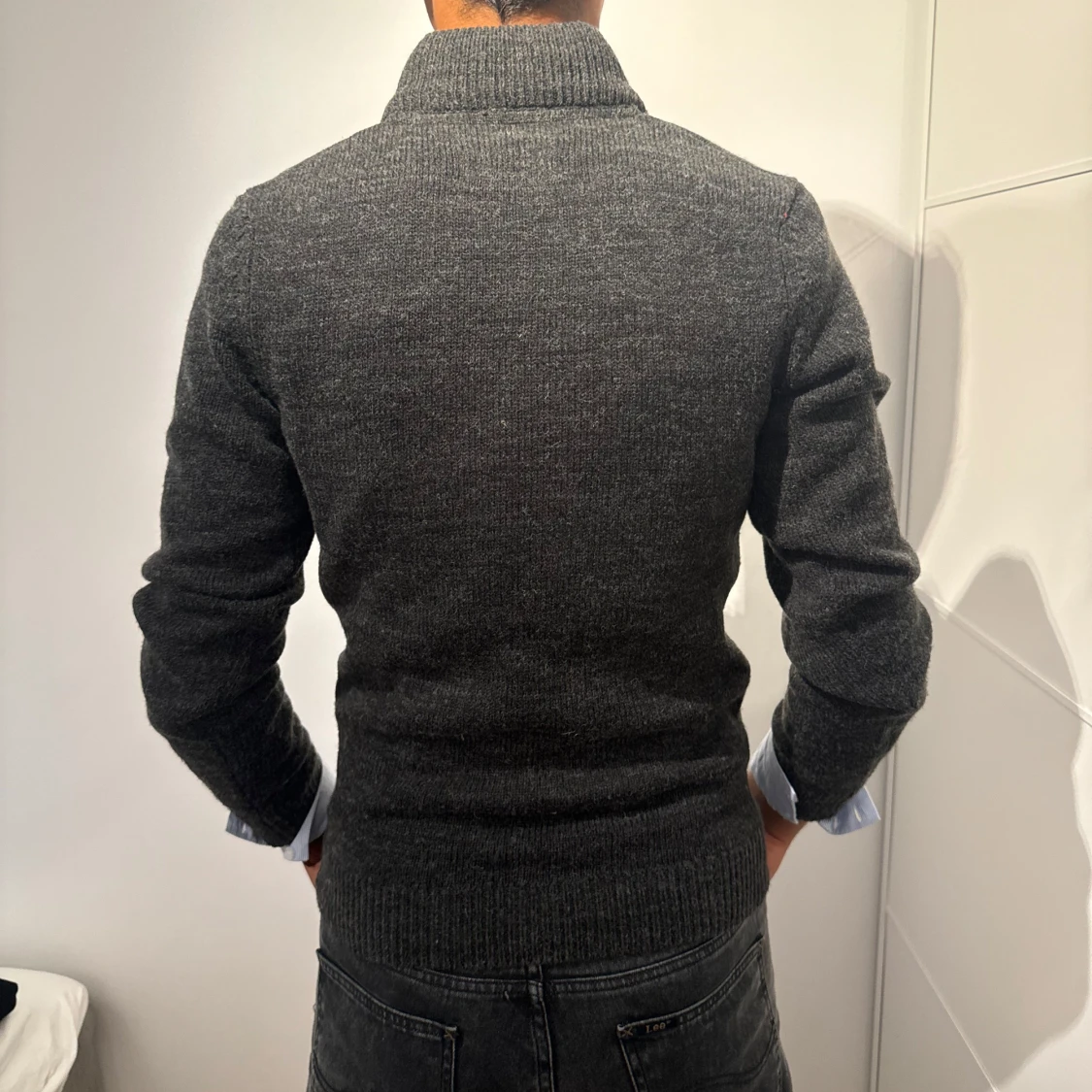 Mörkgrå stickad half zip-tröja  - 3