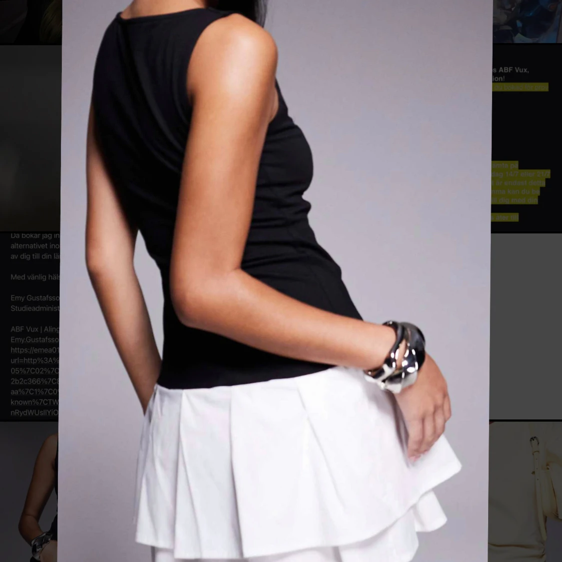 Svart ärmlös linnetopp - 1