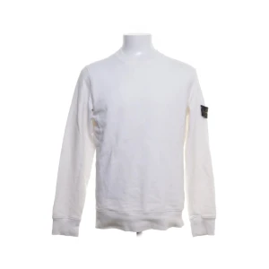 Stone Island sweatshirt  - Fin och stilig stone Island tröja. Fin färg, inga skador. Givetvis äkta. Pris kan diskuteras vid snabb affär. 