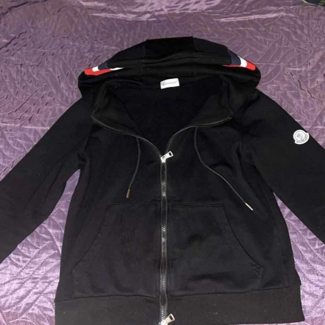 Svart Moncler zip hoodie