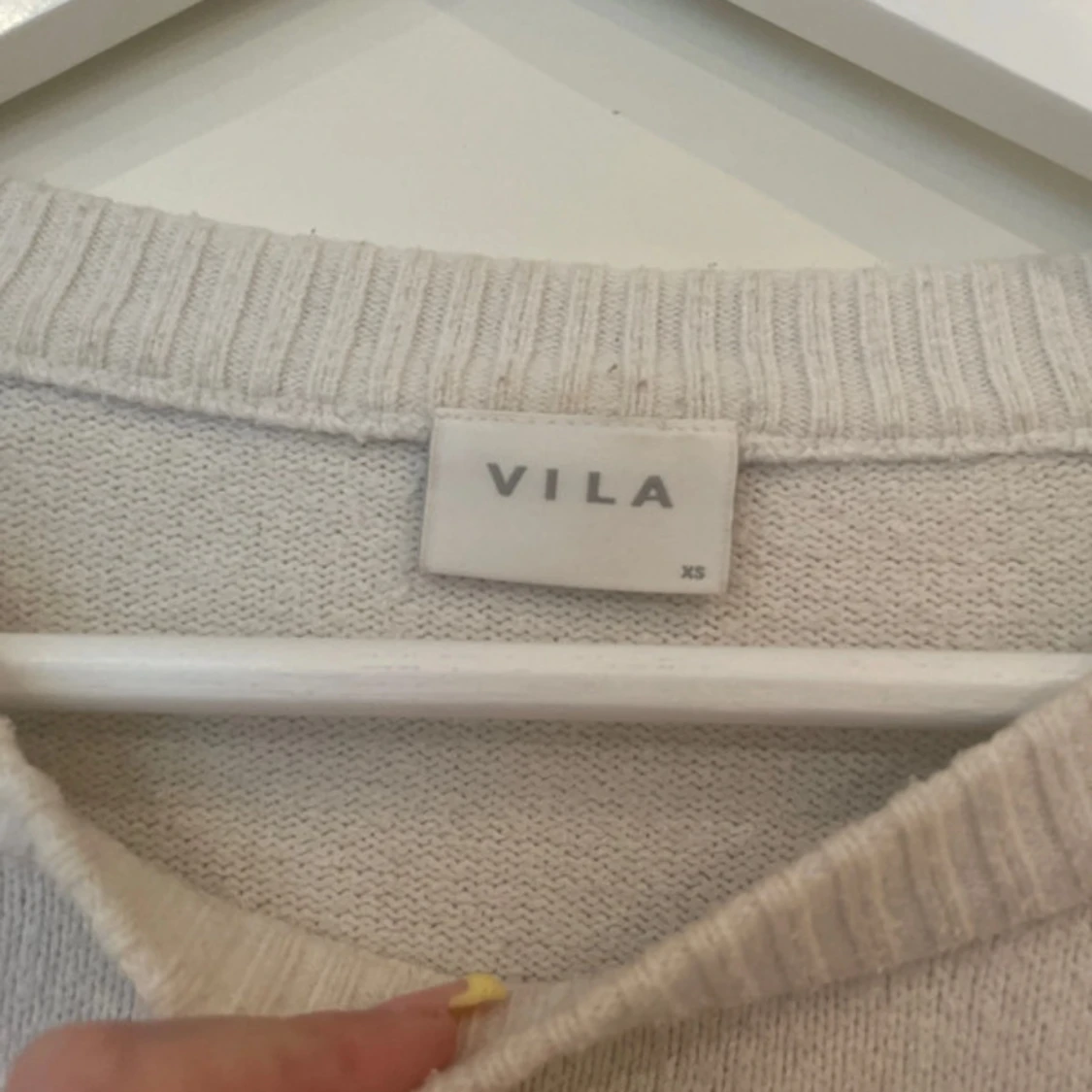 Vit stickad tröja från VILA - 2