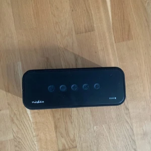 Högtalare  - Pris kan diskuteras. Funkar jättebra, säljs pga ingen användning