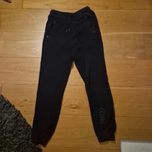 Mjukisbyxor  - Sköna mjukisbyxor.