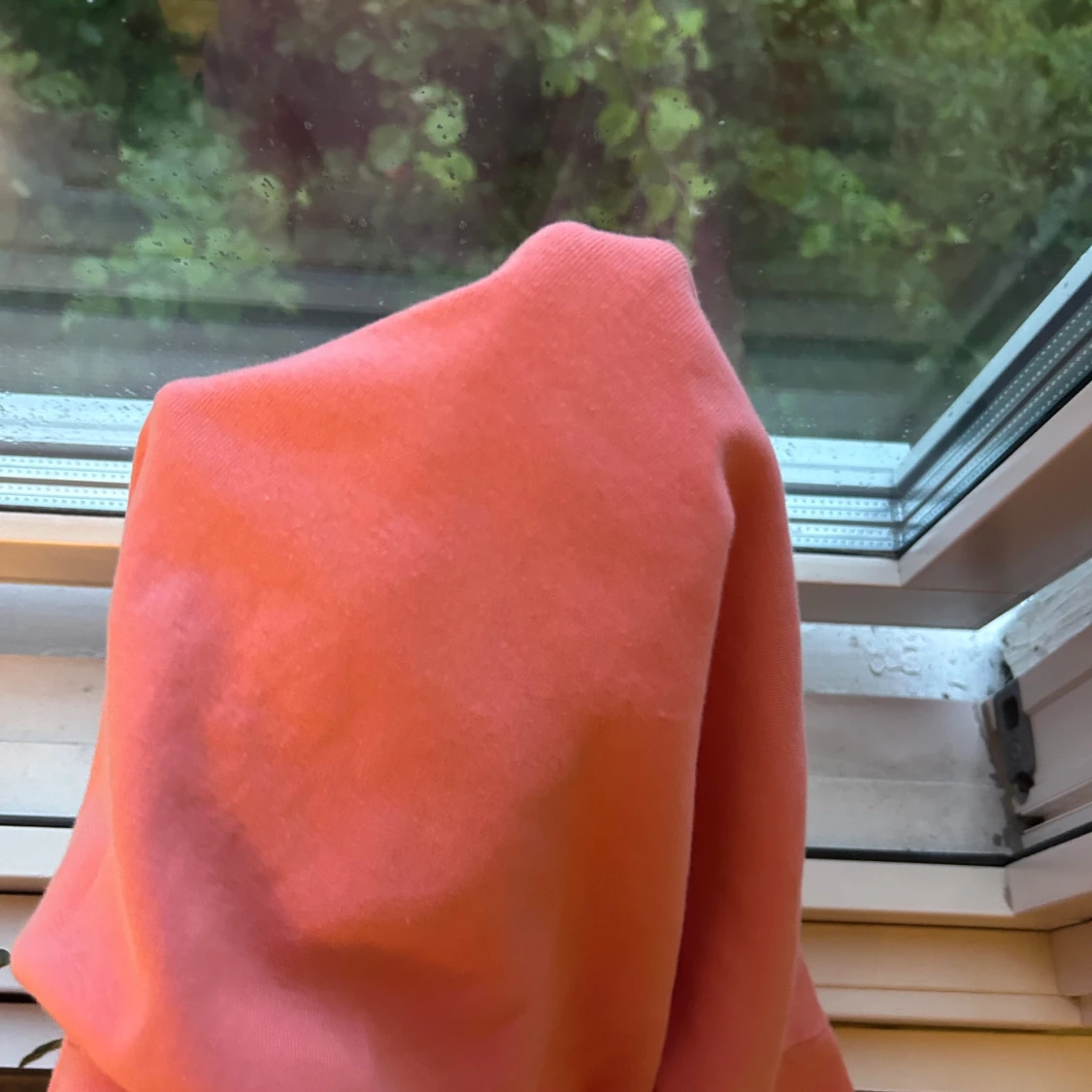 Korallrosa croppad topp med knappar - 3