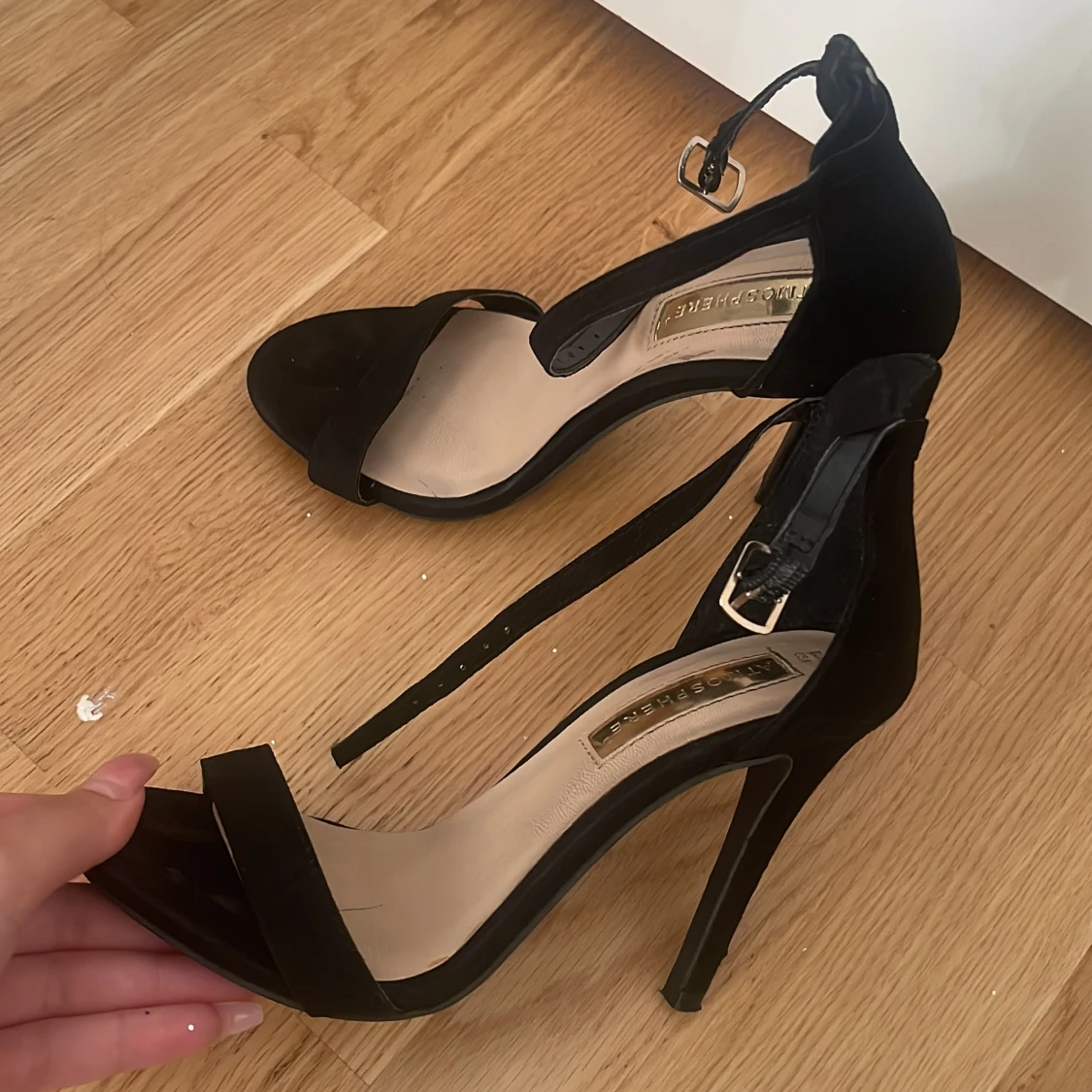 Svarta klackpumps från Atmosphere - 1