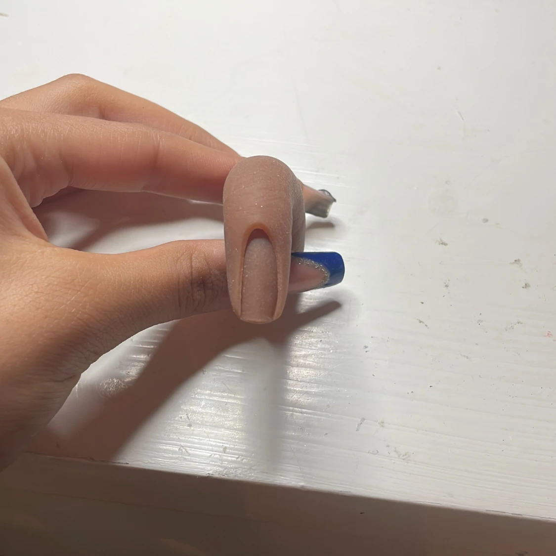 Realistiskt övnings finger - 1