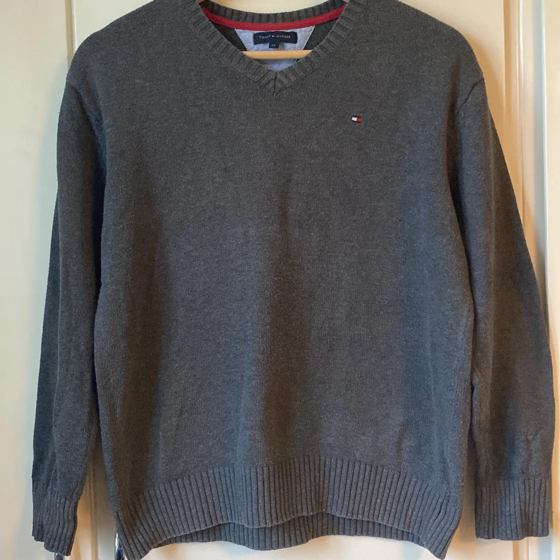 Grå Tommy Hilfiger tröja