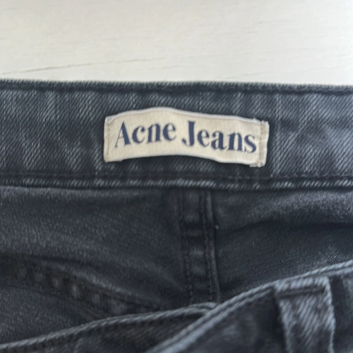 Svarta raka jeans från Acne Jeans - 3