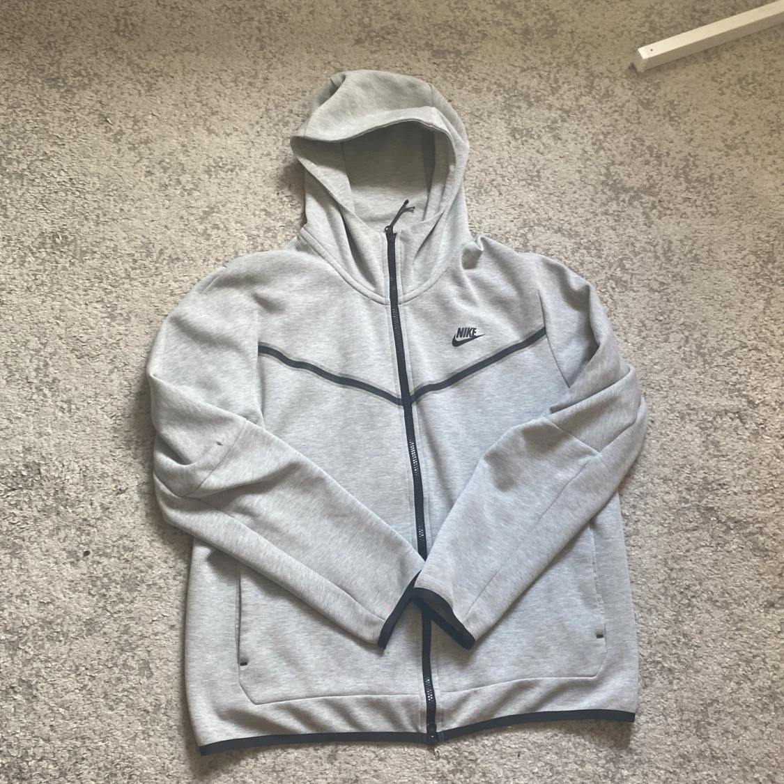 Grå nike tech zip från nike 