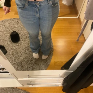 Jeans - Midwast jeans från lager 157, tror de e short str s