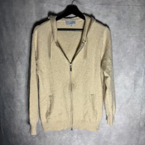 Merinoull hoodie - | Stickad zip hoodie av merinoull blandning| M sitter som S |