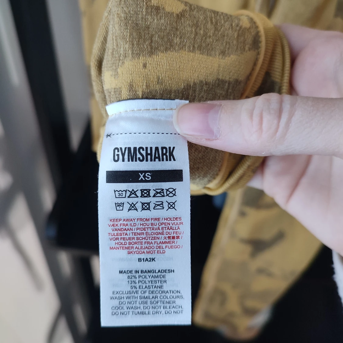 Kamouflage leggings från Gymshark i storlek XS - 4