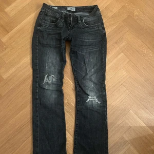 Ltb jeans - Storlek W26 L30! I bra skick och inte slitna💓pris går att diskutera 😊säljer även ett par exakt likadana i storlek W27 L30💓