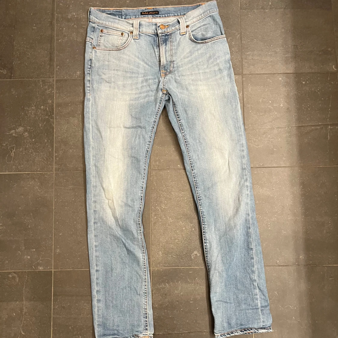 Ljusblå jeans från Nudie Jeans