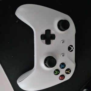 Xbox controll  - Xbox controll.