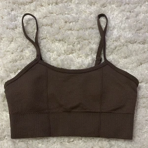 Sport topp - Sport topp från aim’n💕endast använd 2 gånger så i princip ny! 