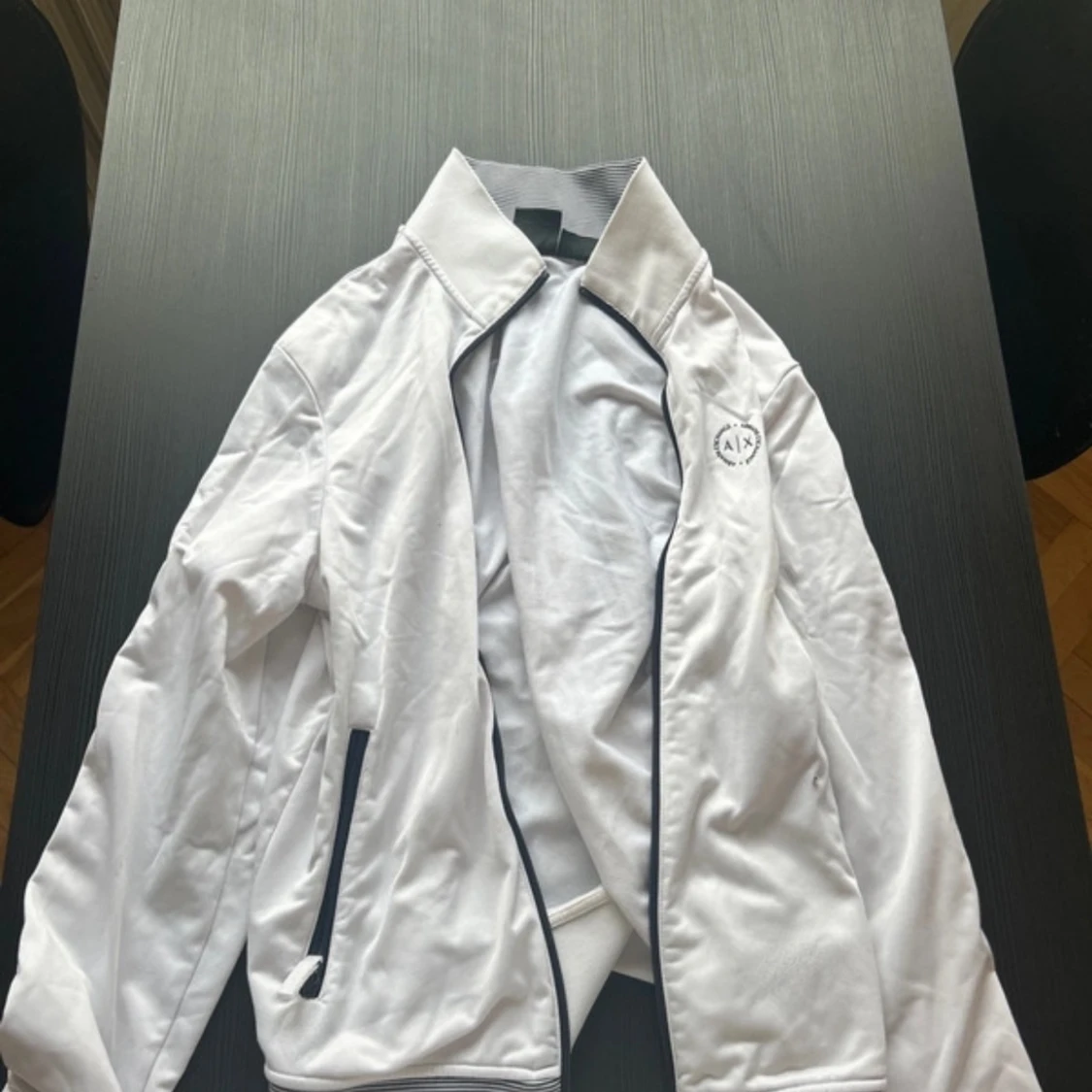 Vit snygg Zip tröja från Armani Exchange