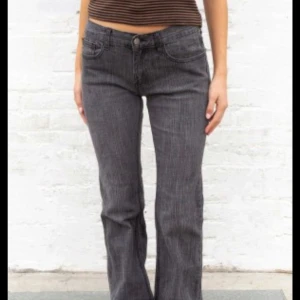 Brandy Melville jeans - Bra skick 