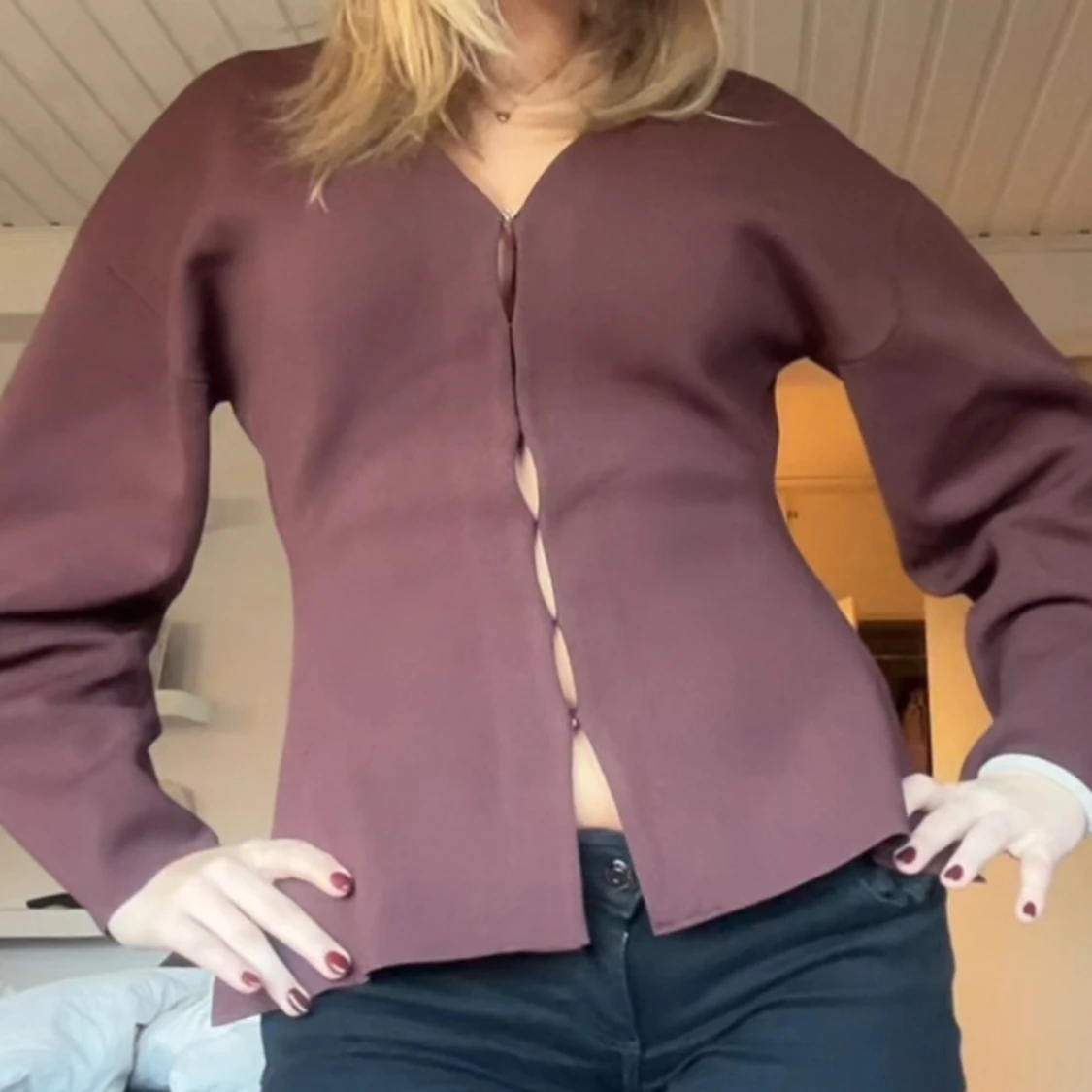 Vinröd tröja från Zara