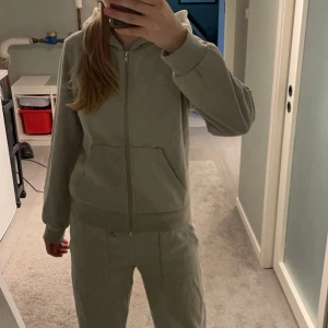 mintgrönt sett - Säljer matchande mjukis sett från lager 157 i bra skick. 