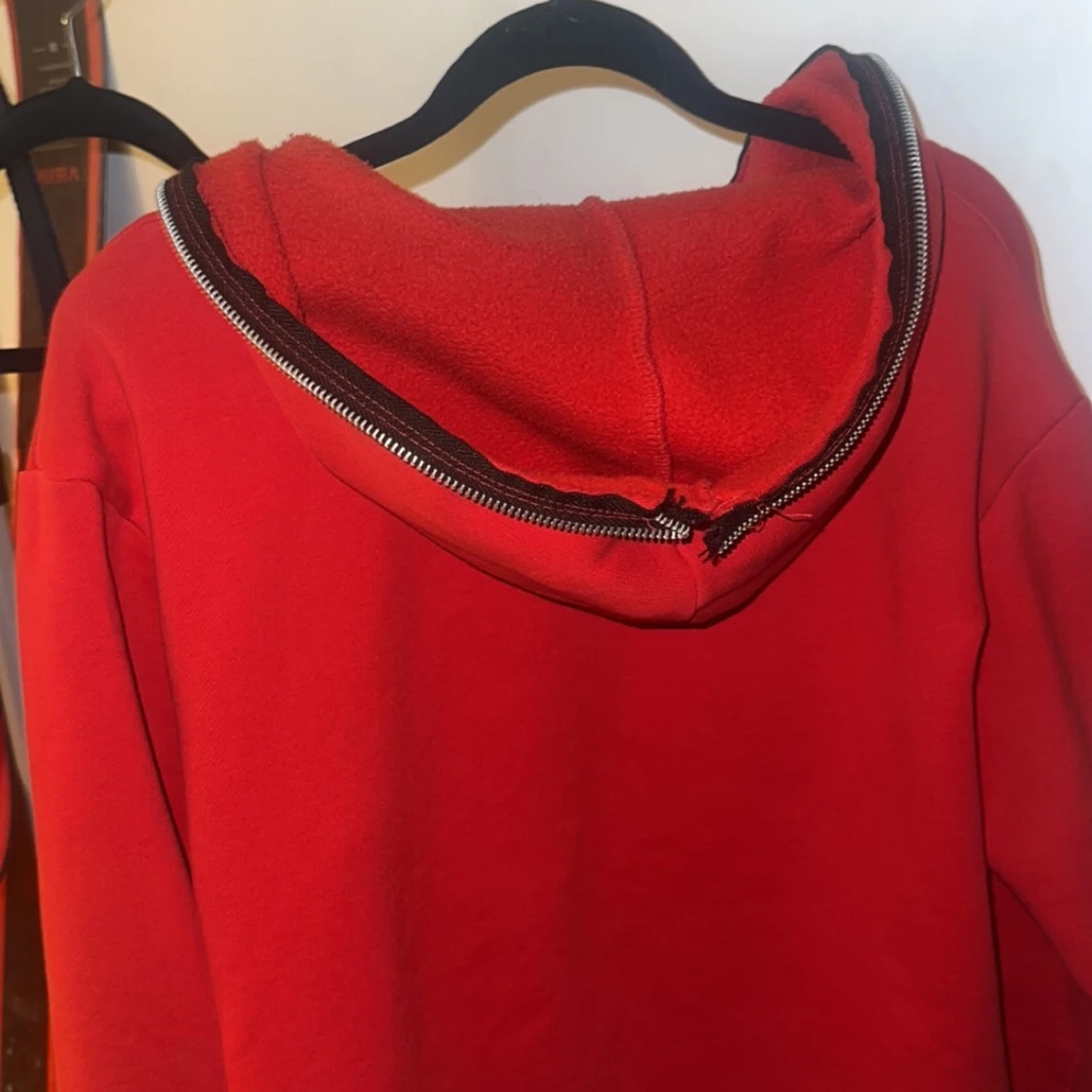 Röd aim for the moon kofta  - 2