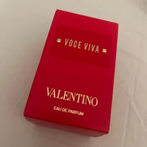 Voce Viva Eau de Parfum från Valentino - 50ml ny💞