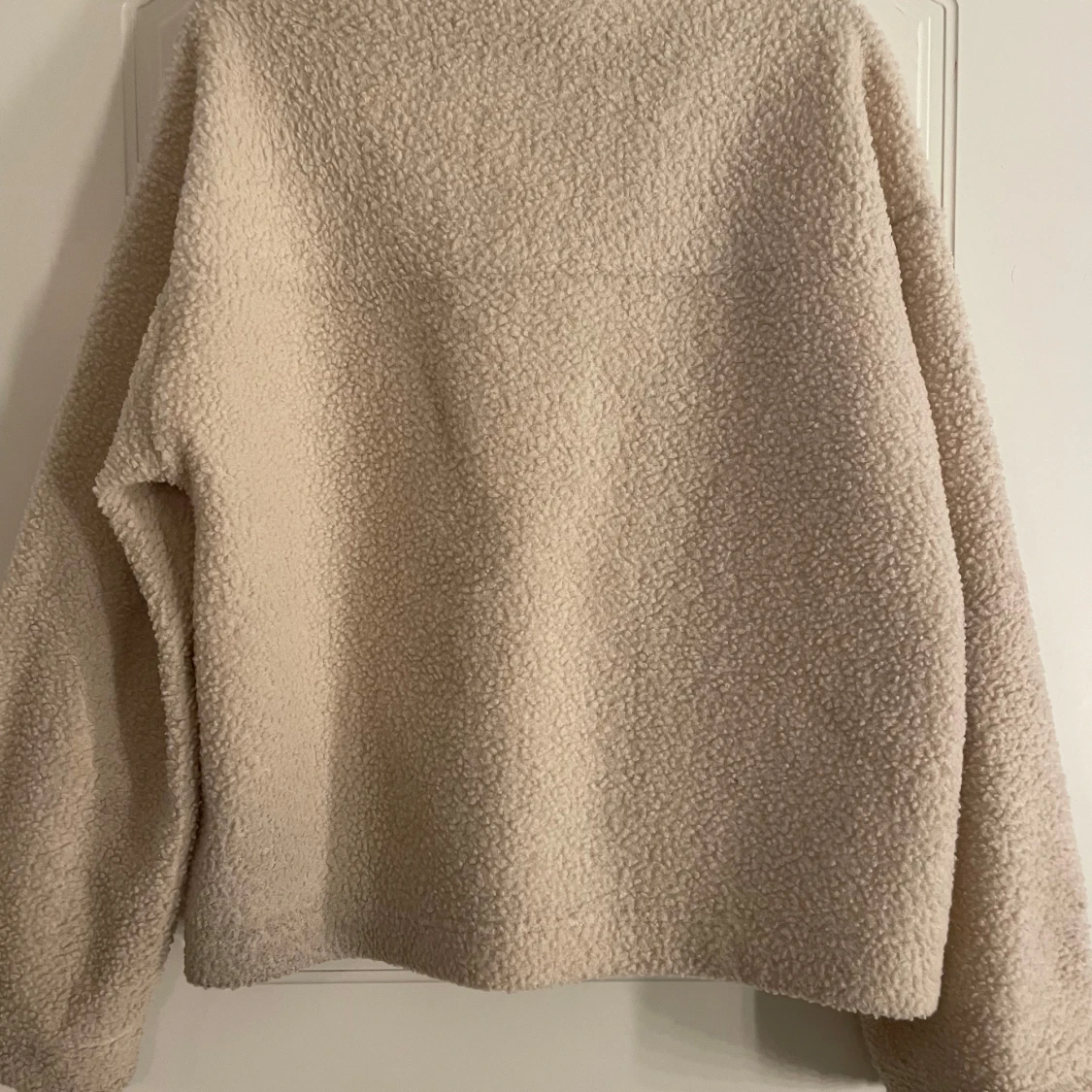 Beige teddyjacka från Amisu - 1