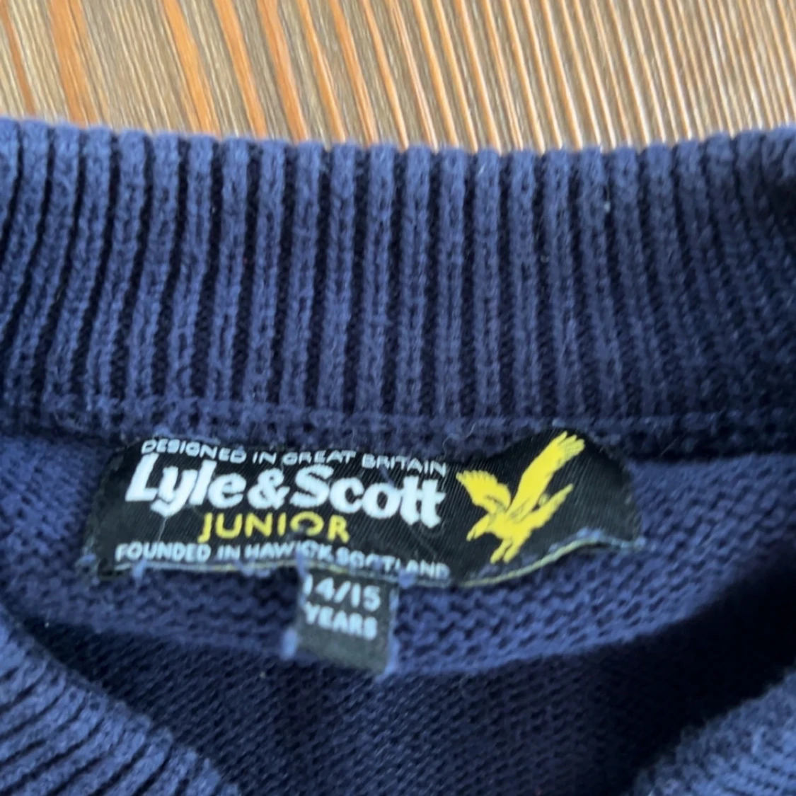Mörkblå kofta från Lyle & Scott - 2
