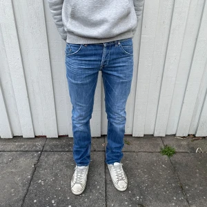 Dondup jeans  - Dondup jeans - Modell: Sammy - Storlek: 31 - skick: 9/10 - Nypris runt 3000kr 