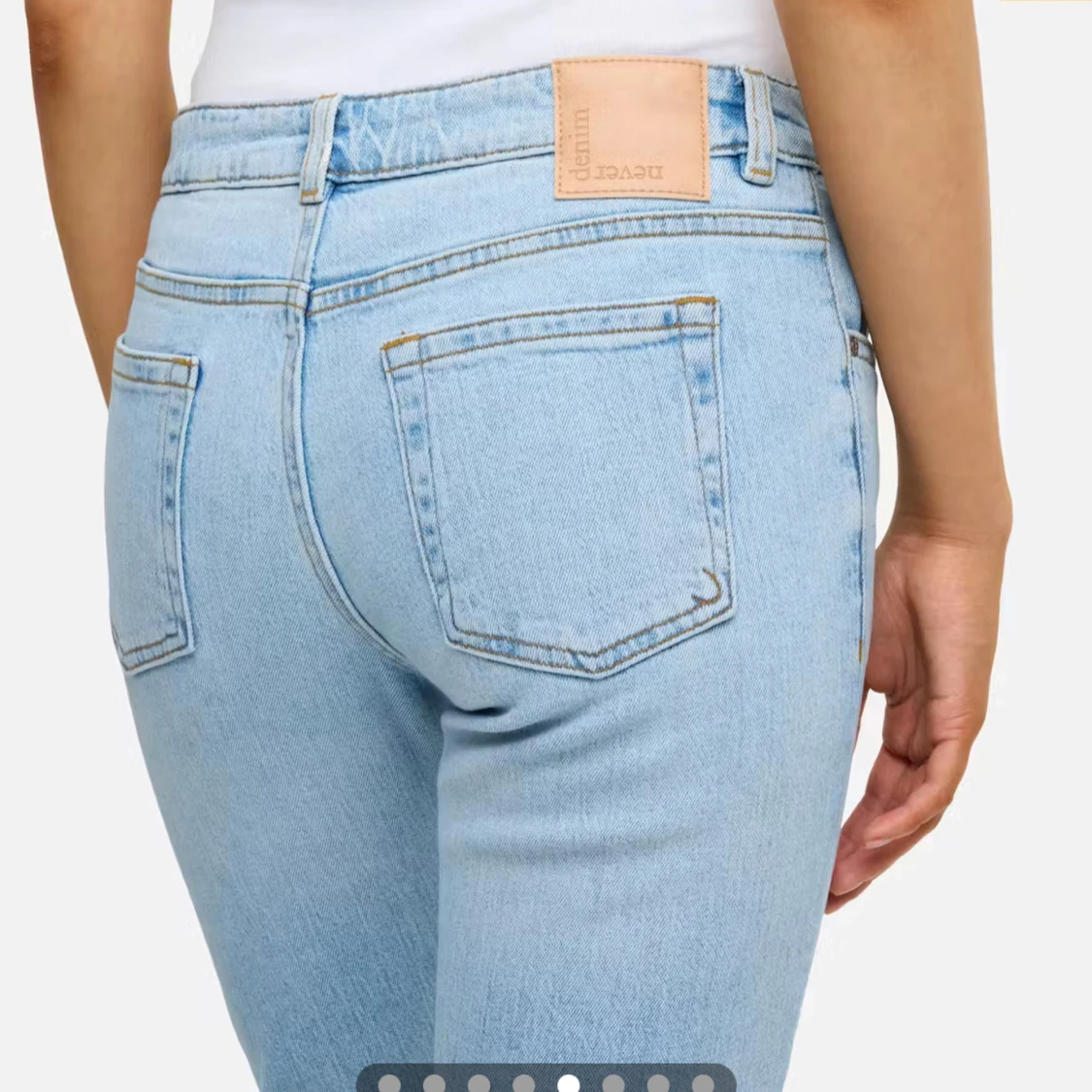 Ljusblå bootcut jeans - 2